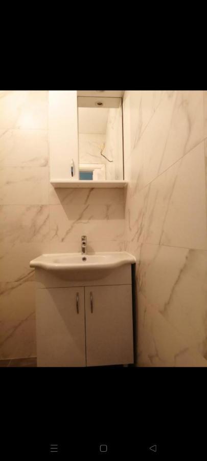 Anika Hotel Sutomore Luaran gambar