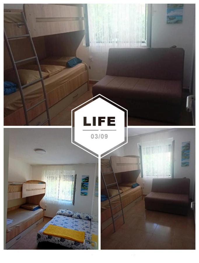 Anika Hotel Sutomore Luaran gambar